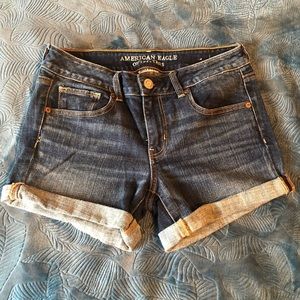 American eagle dark wash midi Ultra stretch shorts